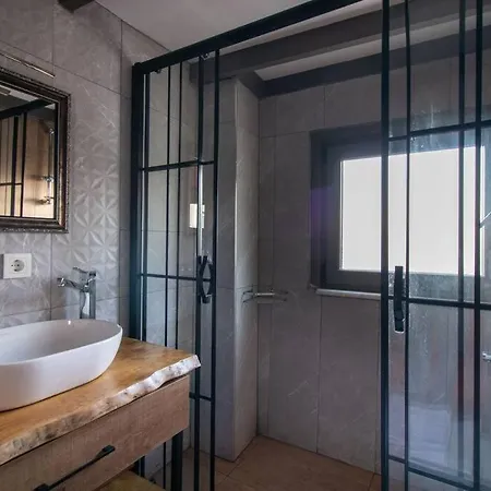 Apartment Kuzguncuk Retreat W Stunning Views And Local Charm Istanbul