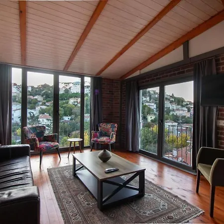아파트 Kuzguncuk Retreat W Stunning Views And Local Charm 이스탄불