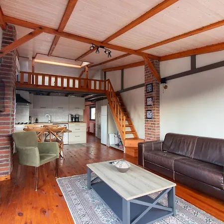 아파트 Kuzguncuk Retreat W Stunning Views And Local Charm